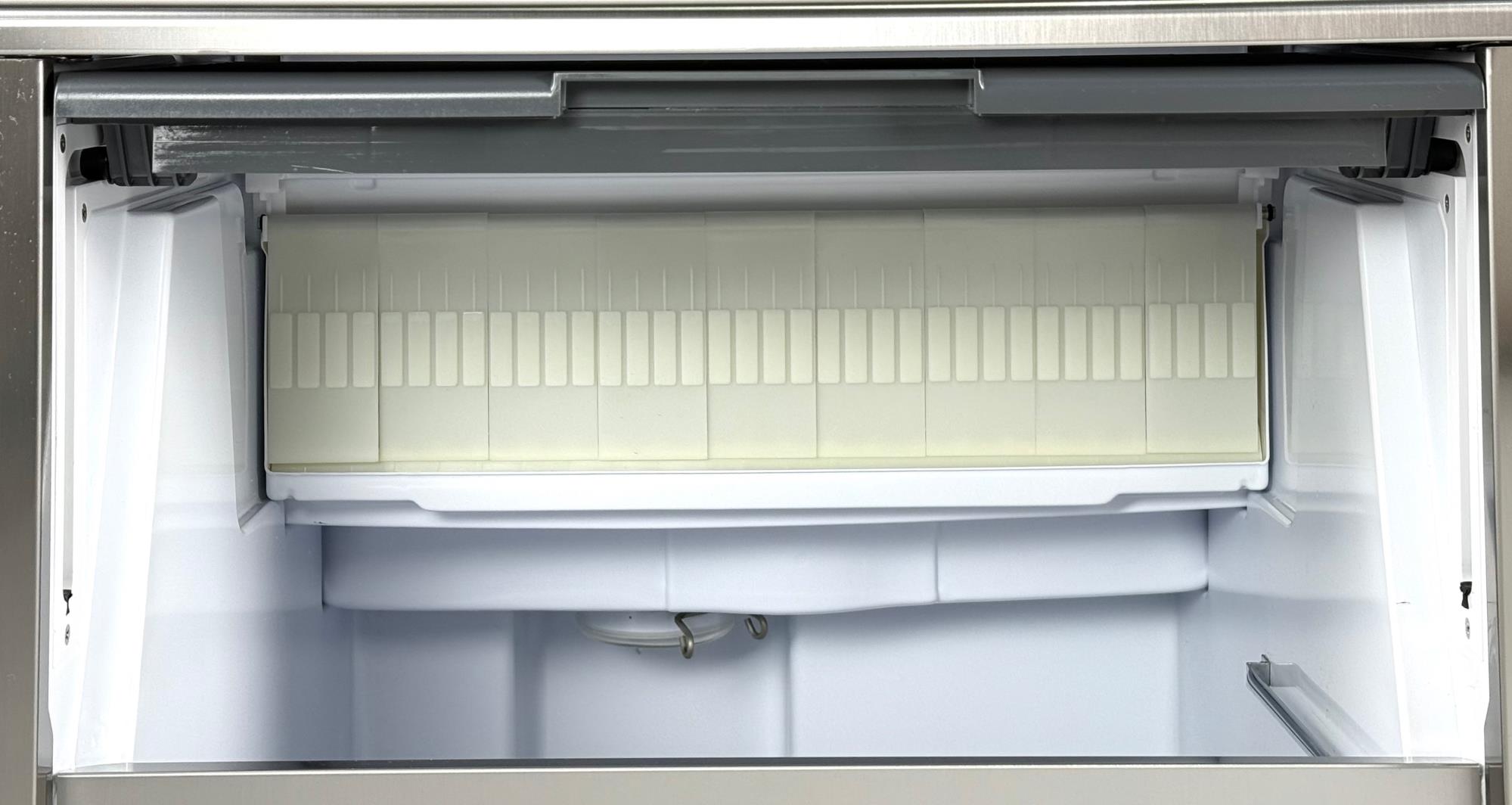 ЛЬДОГЕНЕРАТОР BAR LINE B 7540 WS — 2