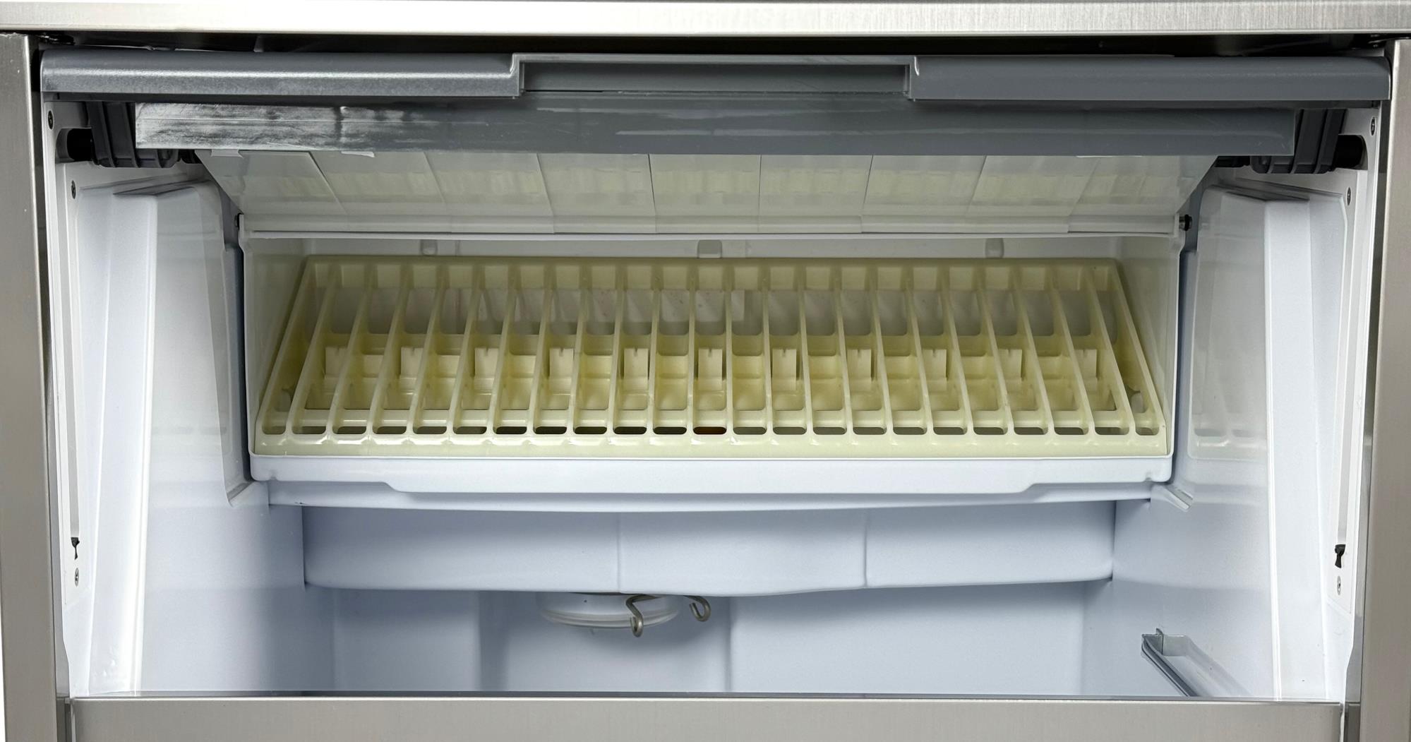 ЛЬДОГЕНЕРАТОР BAR LINE B 7540 WS — 3