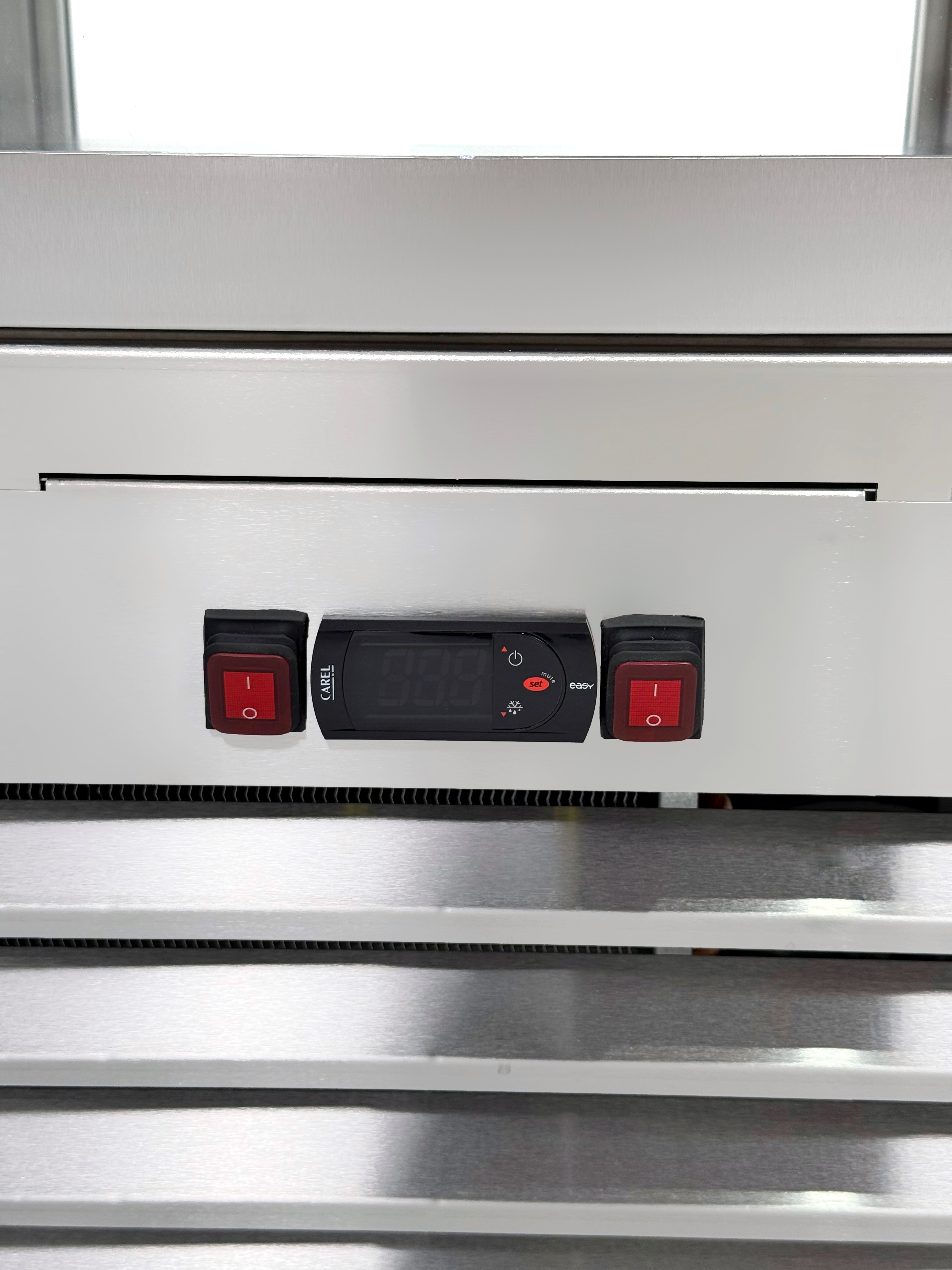 ВИТРИНА КОНДИТ/ВЕРТИКАЛЬНАЯ HICOLD VRC 350 SH — 5