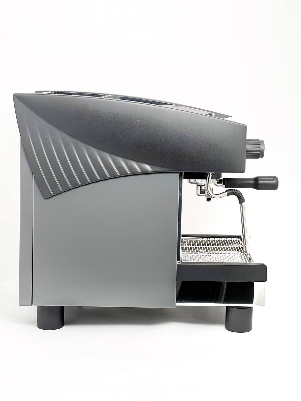 КОФЕМАШИНА АВТОМАТ ROBUSTEZZA ST1E/ ЧЕРНАЯ+ВЫСОКАЯ ГРУППА 1Ф — 8