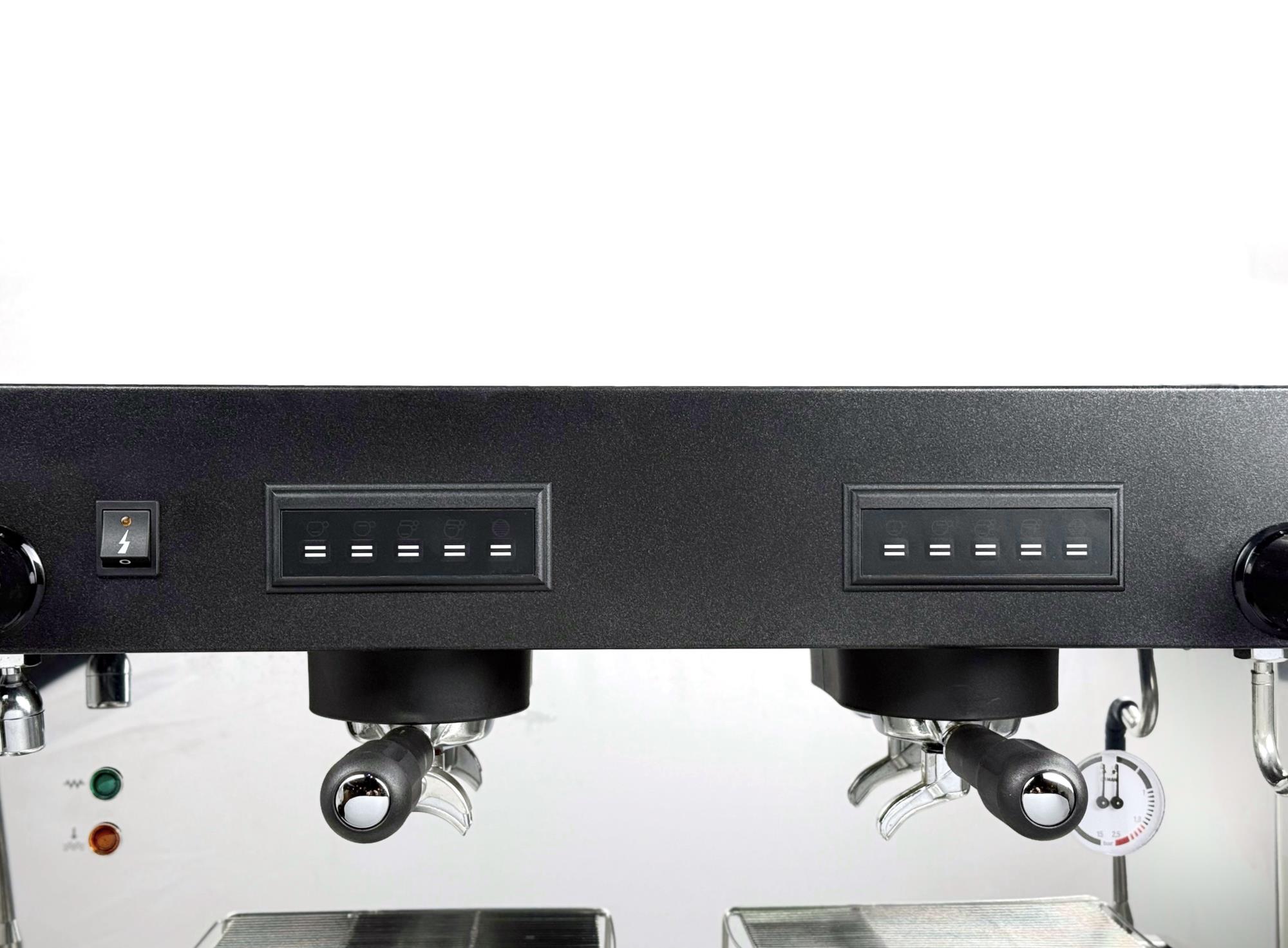 КОФЕМАШИНА АВТОМАТ ROBUSTEZZA STH2E/ ЧЕРНАЯ+ВЫСОКАЯ ГРУППА 1Ф — 8