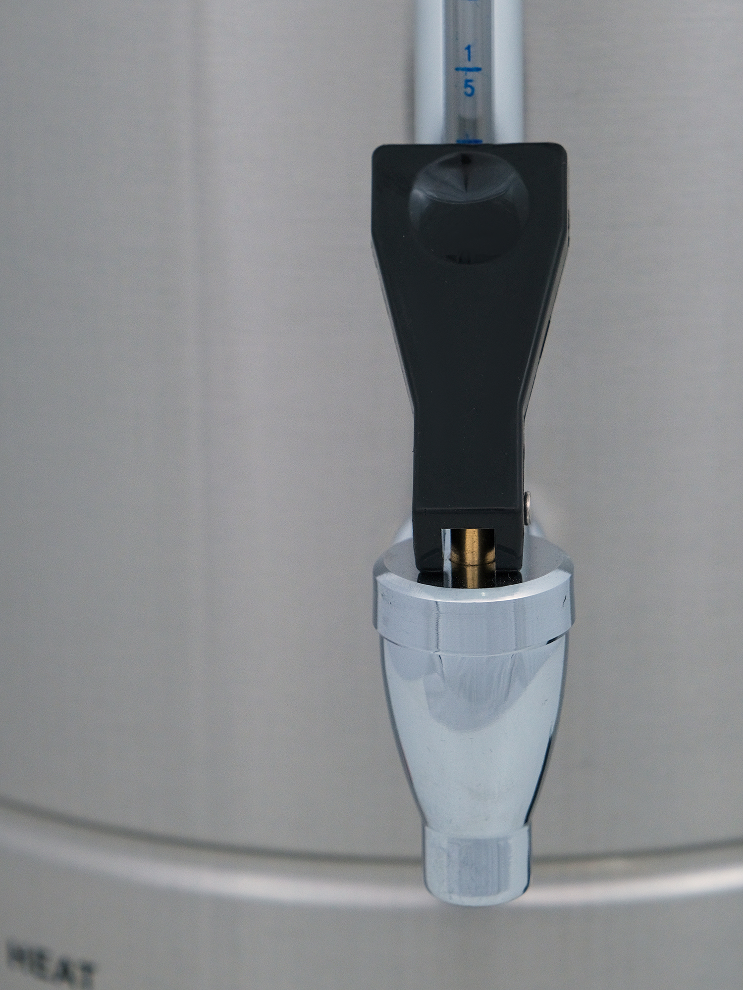 ЭЛЕКТРОКИПЯТИЛЬНИК HURAKAN HKN-HVB15M — 3