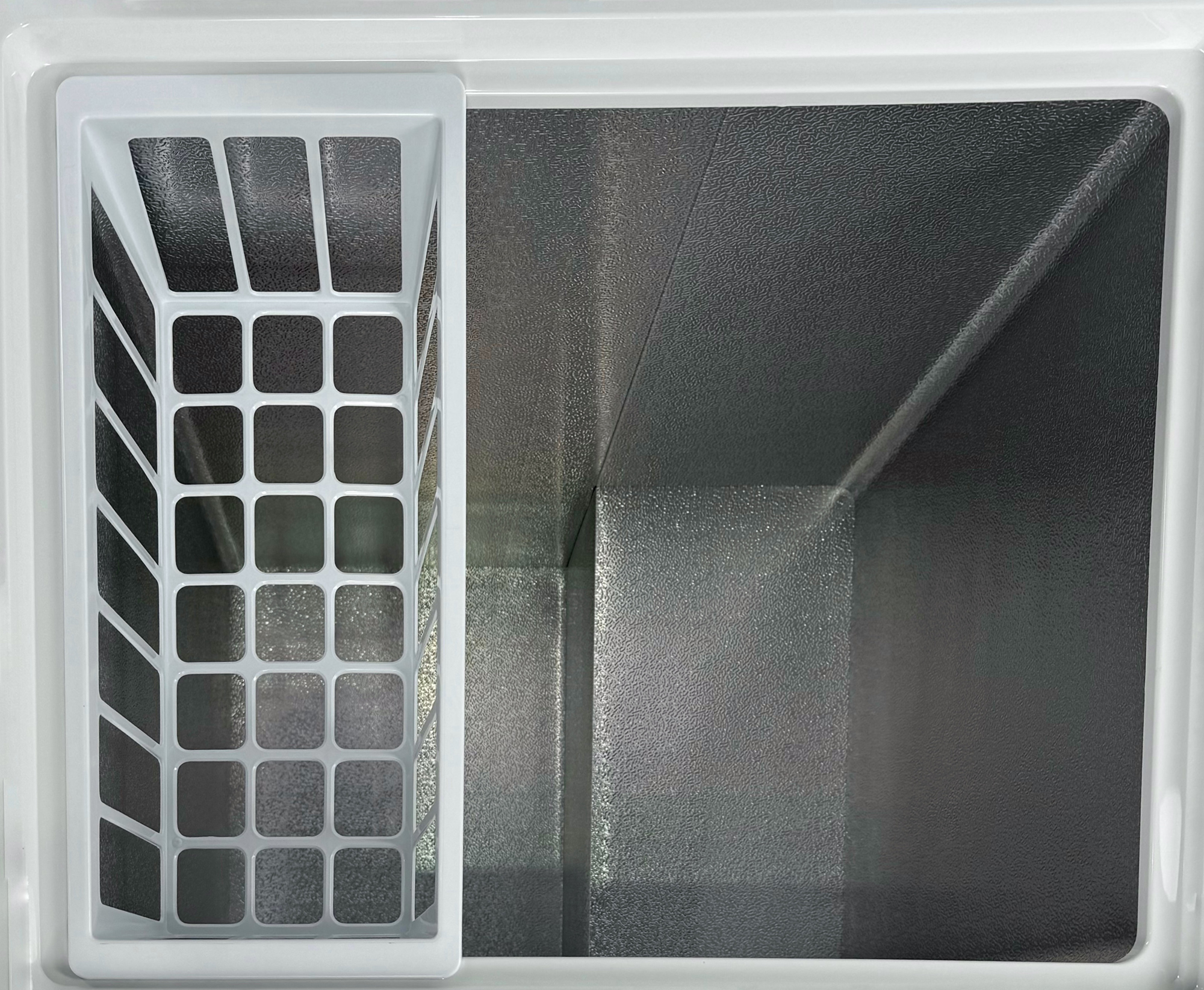 ЛАРЬ МОРОЗИЛЬНЫЙ HURAKAN HKN-BD140 — 4